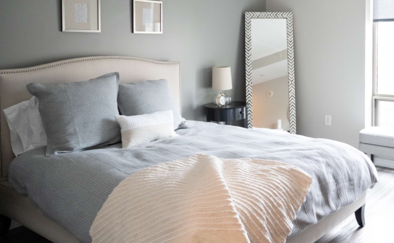 Edgewater 1 bedroom design  with grand 7 foot windows